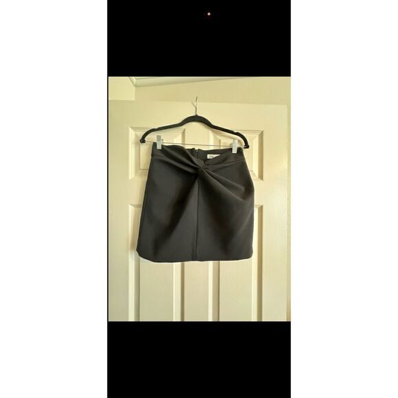 Zara black mini skirt - Picture 1 of 4